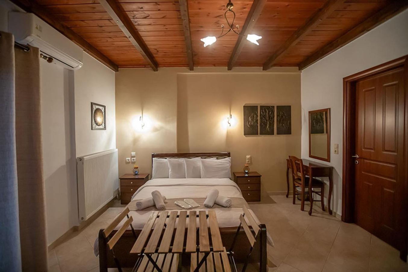 Guesthouse Moúcha Esterno foto